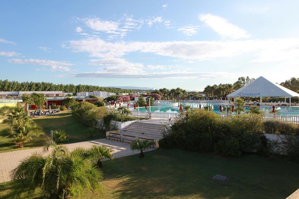 Hotel Club Esse Sunbeach Squillace Exterior foto